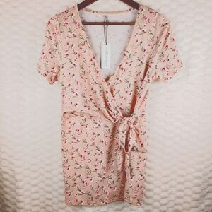 Mother Bee Maternity Pink Floral Wrap Shirt Women's Size Large.